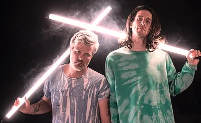 3OH!3