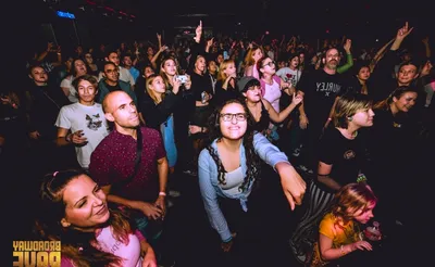 Broadway Rave